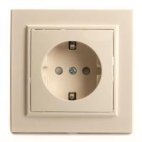 Розетка 2P+PE Stekker Эрна со шторками слоновая кость PST16-9010-02 39236