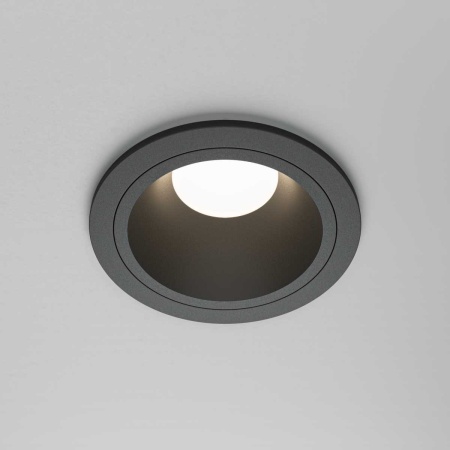 Встраиваемый светильник Maytoni Technical Downlight Share DL126-GU10-B