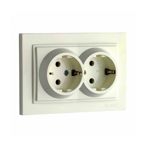 Розетка 2К+З двойная Mono Electric Despina 16A 250V винтовое подключение крем 102-170004-120
