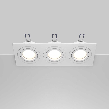 Встраиваемый светильник Maytoni Atom DL024-2-03W