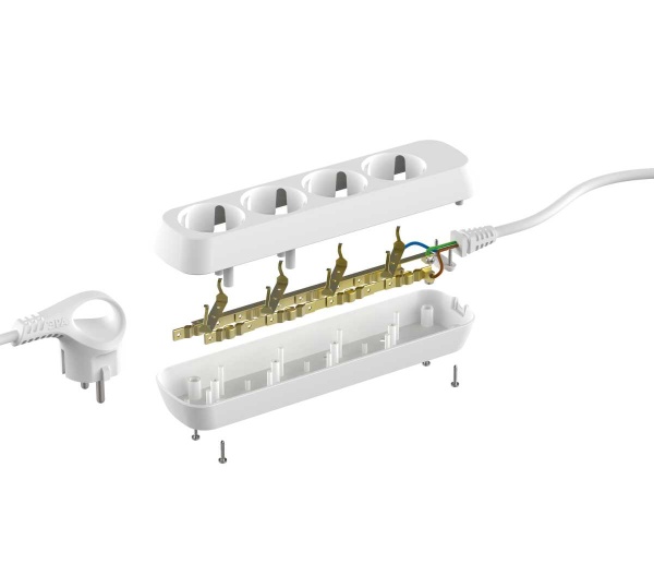 Удлинитель электрический ЭРА UDL-10-450-E Greenline 4 розетки с заземлением 5м ПВС 3x0.75мм2 Б0065060