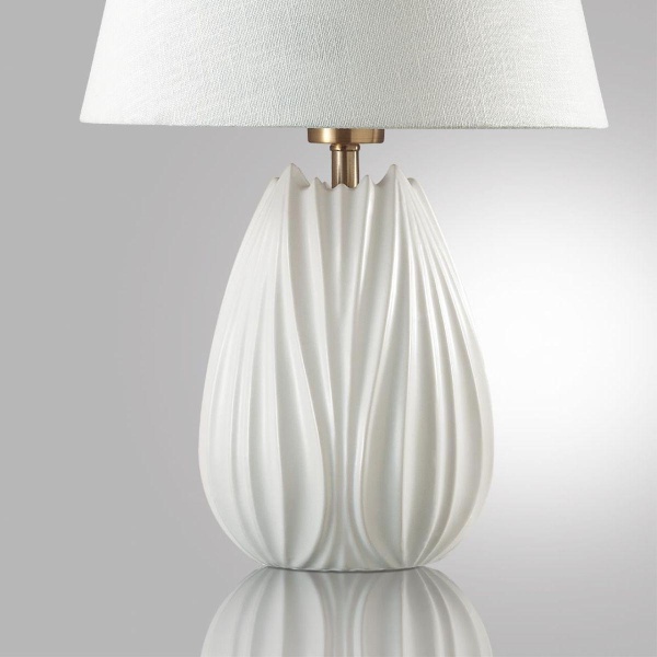 Настольная лампа Lumion Comfi Sona 8121/1T