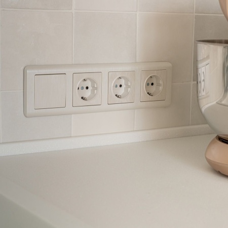 Выключатель Werkel одноклавишный проходной перламутровый рифленый W1112013 4690389160820