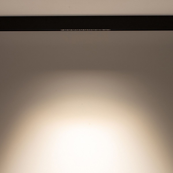 Трековый магнитный светильник Nowodvorski Focus Led Black 10144