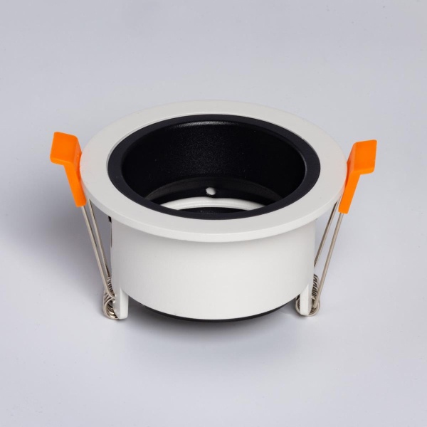 Потолочный светильник De Markt Прайм 850010601