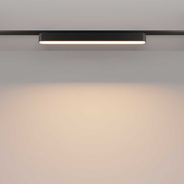Трековый светодиодный светильник Maytoni Technical Basis TR080-1-18W3K-B