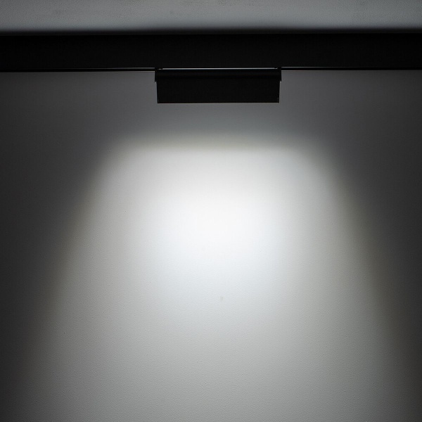 Трековый магнитный светильник Nowodvorski Focus Led Black 10646