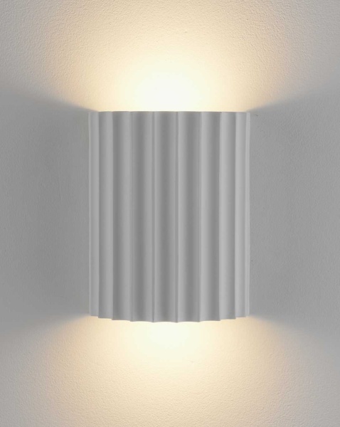 Светильник настенный светодиодный Moderli Bailey V11220-WL