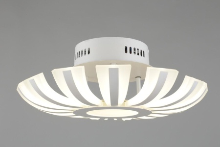 Потолочная светодиодная люстра Omnilux Silville OML-02607-68