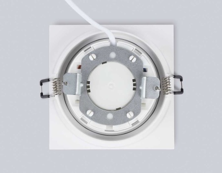 Светильник встраиваемый Ambrella Light TN6607