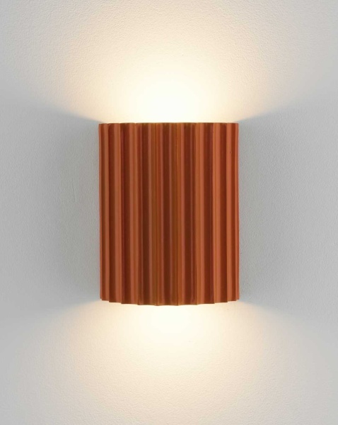 Светильник настенный светодиодный Moderli Bailey V11221-WL