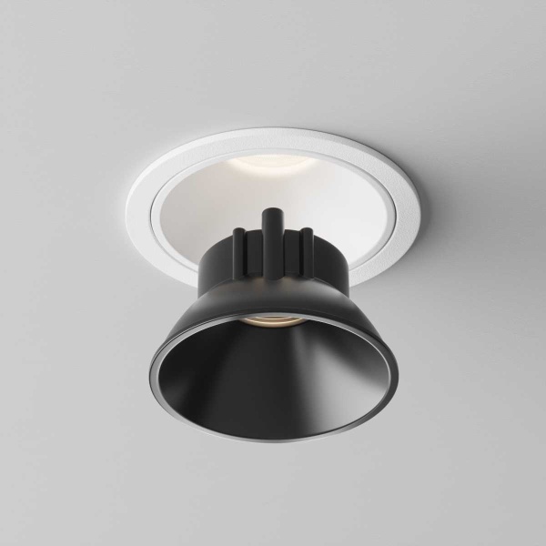 Декоративная черная рамка-отражатель Maytoni Technical для светильников серии Alfa LED Ring8-10W-RD-B