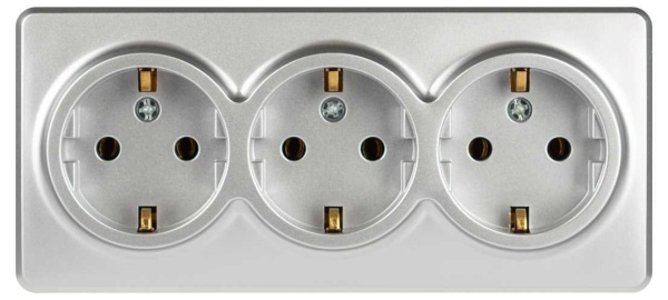 Розетка ЭРА Эксперт 11-2208-03 тройная с заземлением 3х2P+E Schuko IP20 16A-250В ОУ алюминий Б0063010