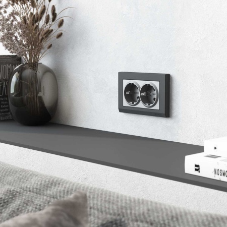 Розетка двойная с заземлением Werkel серебряный матовый W1172065 4690389195617