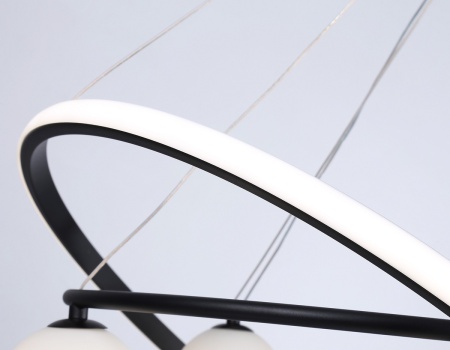 Подвесная светодиодная люстра Ambrella light Comfort LineTech FL66323