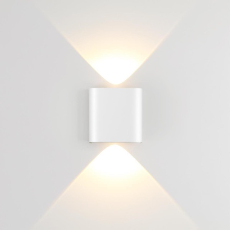 Настенный светильник Odeon Light Magnum Hightech 7192/2WL
