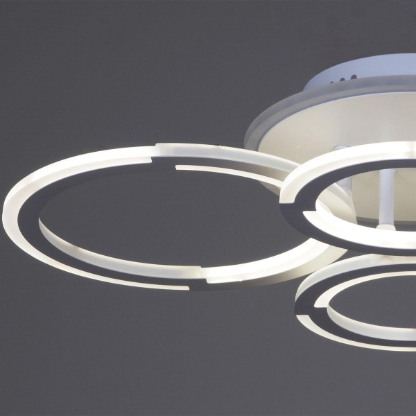 Потолочная светодиодная люстра Reluce 09820-3.3-2+2A WH (RGB)