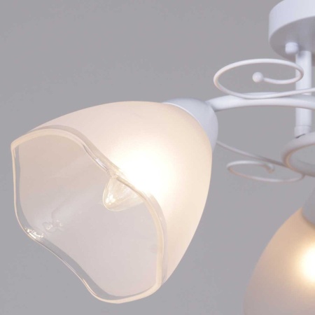 Потолочная люстра Reluce 33560-0.3-03 WH