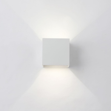 Настенный светодиодный светильник Crystal Lux CLT 520W WH