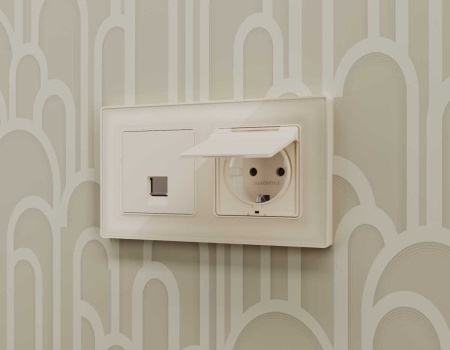 Лицевая панель розетки AMBRELLA VOLT AP3320