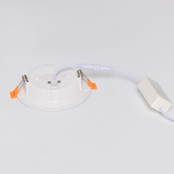 Потолочный светильник De Markt Прайм 850013601