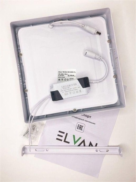 Настенно-потолочный светодиодный светильник Elvan NLS-702SQ-18W-NH-Wh