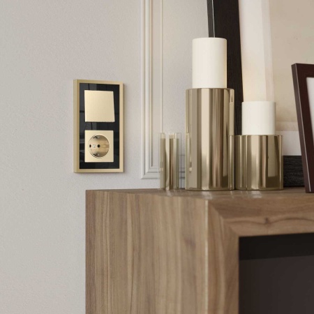 Выключатель одноклавишный проходной Werkel шампань W1112011 4690389157103