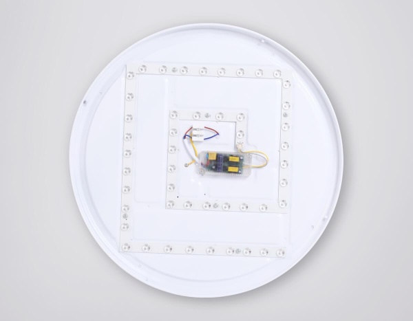 Потолочный светодиодный светильник Ambrella light черный/светлое дерево FZ1326