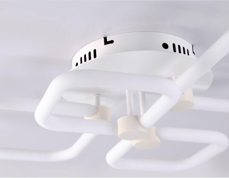 Потолочная светодиодная люстра Ambrella light Acrylica Original FA3822