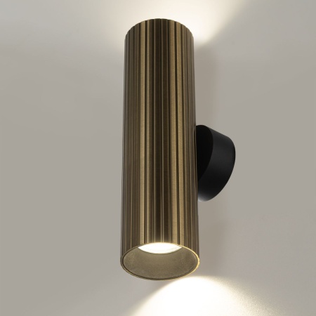 Настенный светилтник Citilux Axel CL512323R