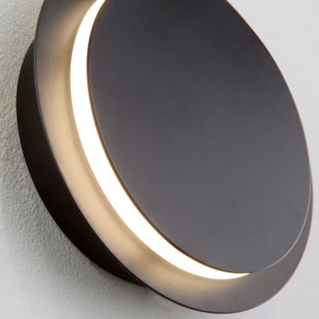 Настенный светодиодный светильник Elektrostandard 40135/1 черный a055773