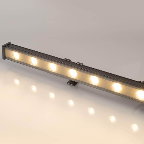 Прожектор светодиодный Arlight 18W 6400K AR-Line-1000S-18W-220V White 024301