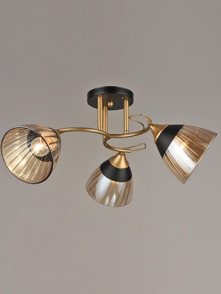 Потолочная люстра Reluce 04619-0.3-03