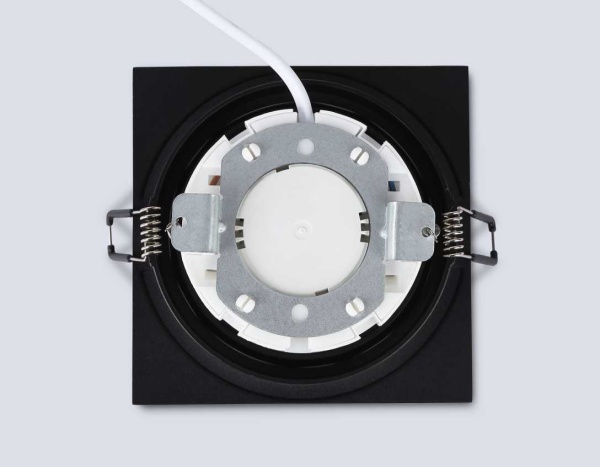 Светильник встраиваемый Ambrella Light TN51825