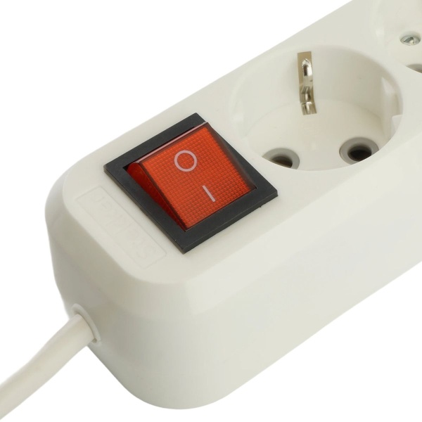 Удлинитель 3-местный с/з с выключ. Stekker HM071-31-03 3x1мм2, 3м, 250В, 16А, 1USB+2C, 2.4A Home, белый 50137