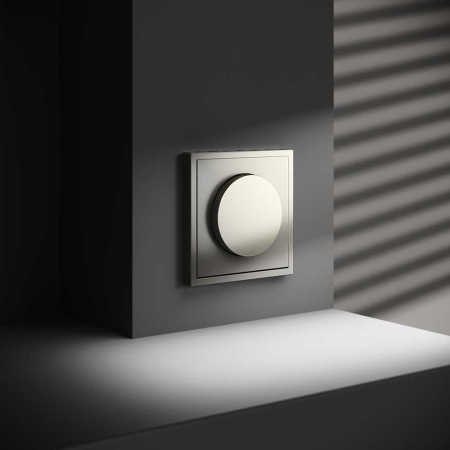 Светорегулятор встраиваемый Voltum S70 поворотно-нажимной 600 Вт, (шелк) VLS070304