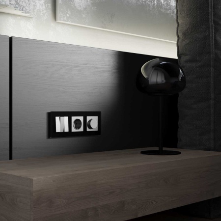 Выключатель Werkel трехклавишный серебряный матовый W1130065 4690389205385