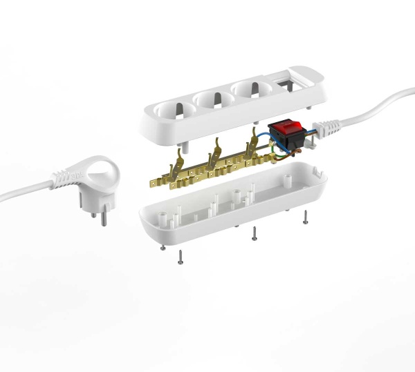 Удлинитель электрический ЭРА UDL-10-315-ES Greenline 3 розетки с заземлением с выключателем 1,5м ПВС 3x0.75мм2 Б0065051
