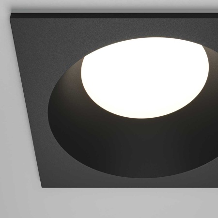 Встраиваемый светильник Maytoni Technical DL126-GX53-SQ-B