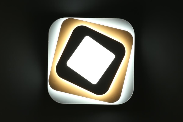 Настенный светодиодный светильник Omnilux Verres OML-07601-29