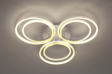 Потолочная светодиодная люстра Escada 10241/6LED