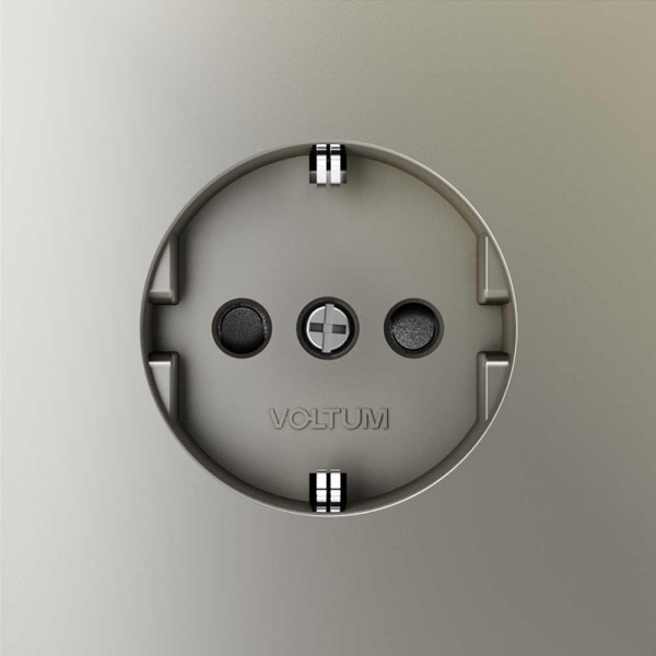 Розетка встраиваемая Voltum S70 с заземлением и защитными шторками, 16А, (шелк) VLS040204