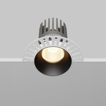 Встраиваемый светильник Maytoni Technical DL121-15W-3K-TRS-B