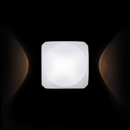 Уличный настенный светодиодный светильник Maytoni Bond Street O015WL-L4W